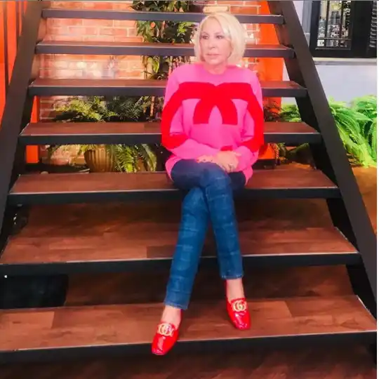 Laura Bozzo anunció con esta fotografía que vuelve a la TV. Foto: Instagram