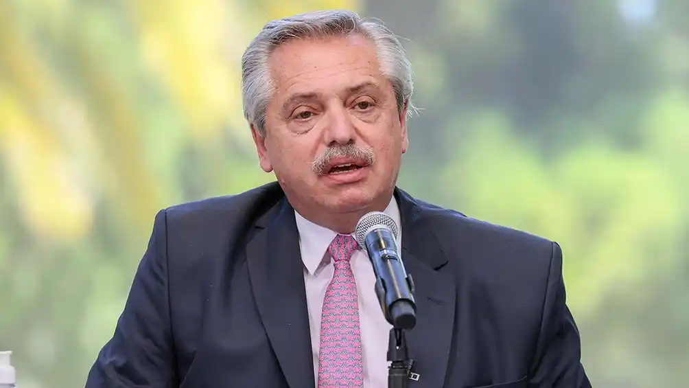 Alberto: "pedí la renuncia de Ginés con dolor, pero no se pueden aceptar esas cosas"