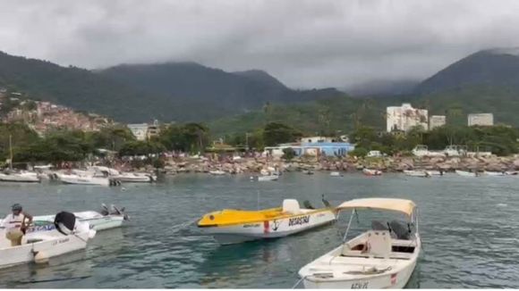 ¡TRAGEDIA EN LA GUAIRA! Un muerto y un rescatado dejó crecida del río Naiguatá