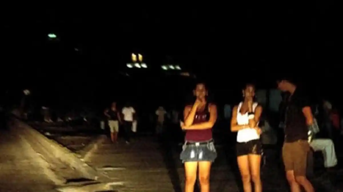 TRAS APAGÓN EN CUBA que dejó a casi toda la isla en tinieblas las autoridades investigan las causas