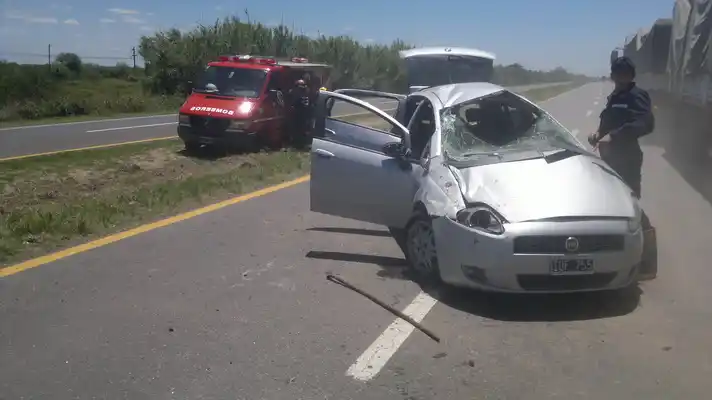 Politraumatismos en un vuelco en Ruta 12