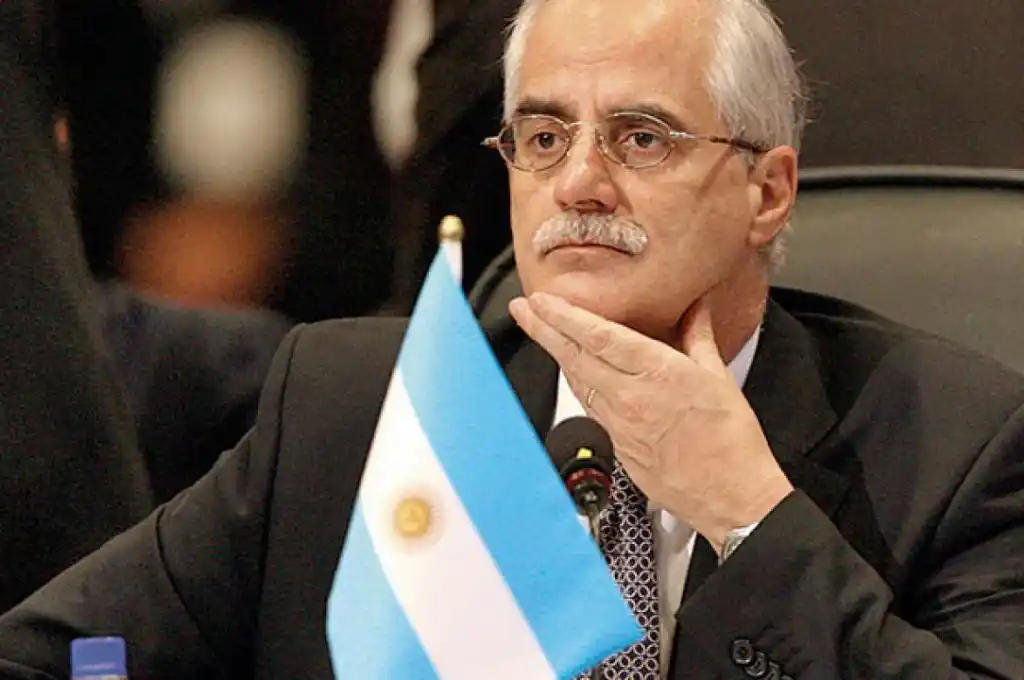 Jorge Taiana expresó que “no van más” los bautismos en los cuarteles