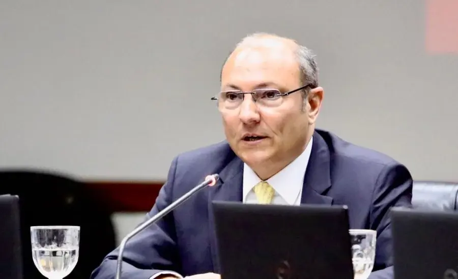 Destituyeron al juez federal Gastón Salmain por corrupción.