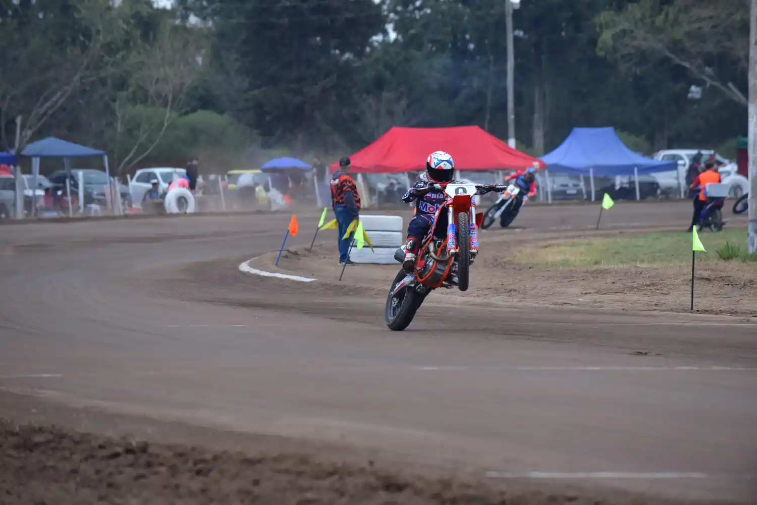 La categoría 250/450cc dio un gran espectáculo en pista.