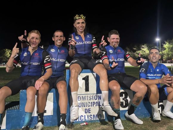 Ciclismo: Lázaro Villaruel consiguió otra victoria en Salto