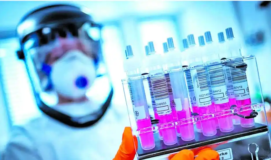 ¿Qué diferencias existen entre la vacuna de Oxford, la rusa Sputnik V y las otras candidatas?