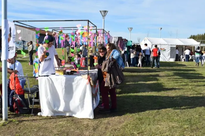 Tuvo una gran convocatoria la Feria de Artesanos en San Cayetano