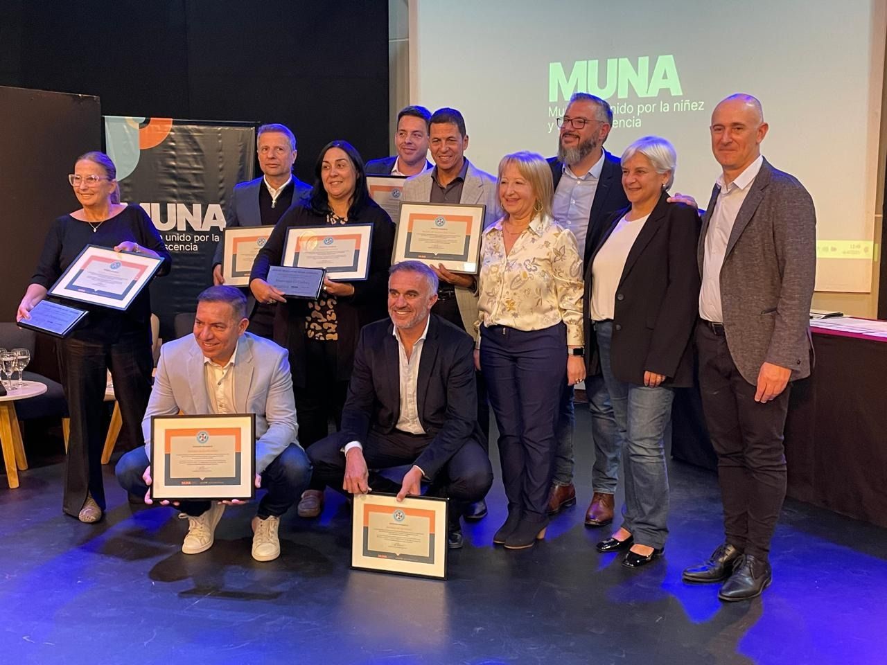MUNA