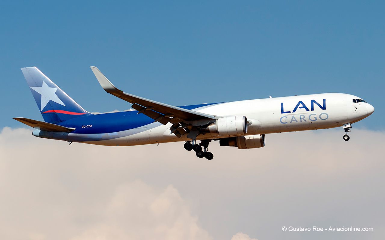 LATAM vende dos de sus Boeing 767 cargueros