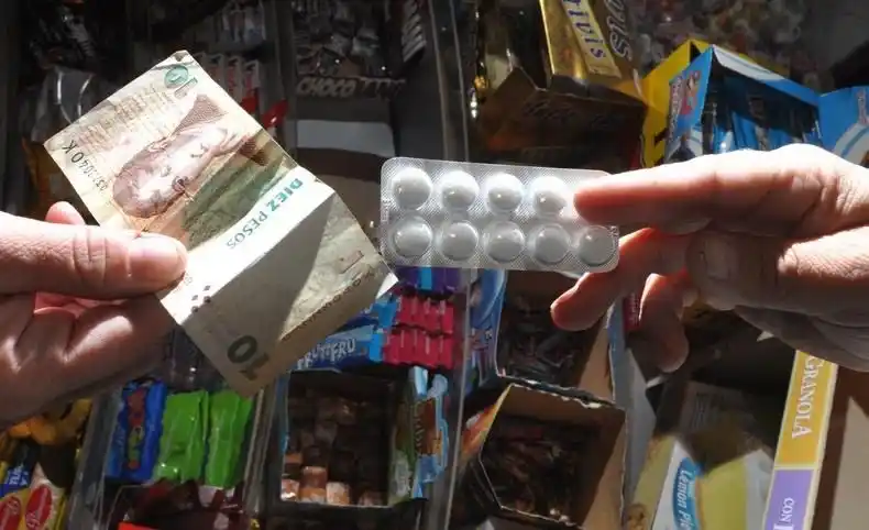 Realizaron 18 allanamientos por venta ilegal de medicamentos en Bahía Blanca