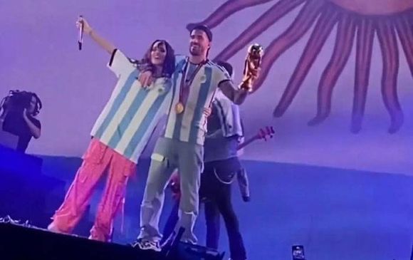 De Paul compartió escenario con Tini y fue ovacionado