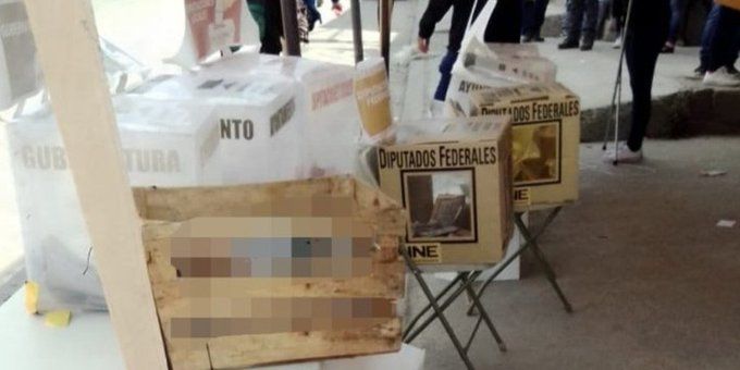 México: arrojaron dos cabezas humanas en casillas para votar