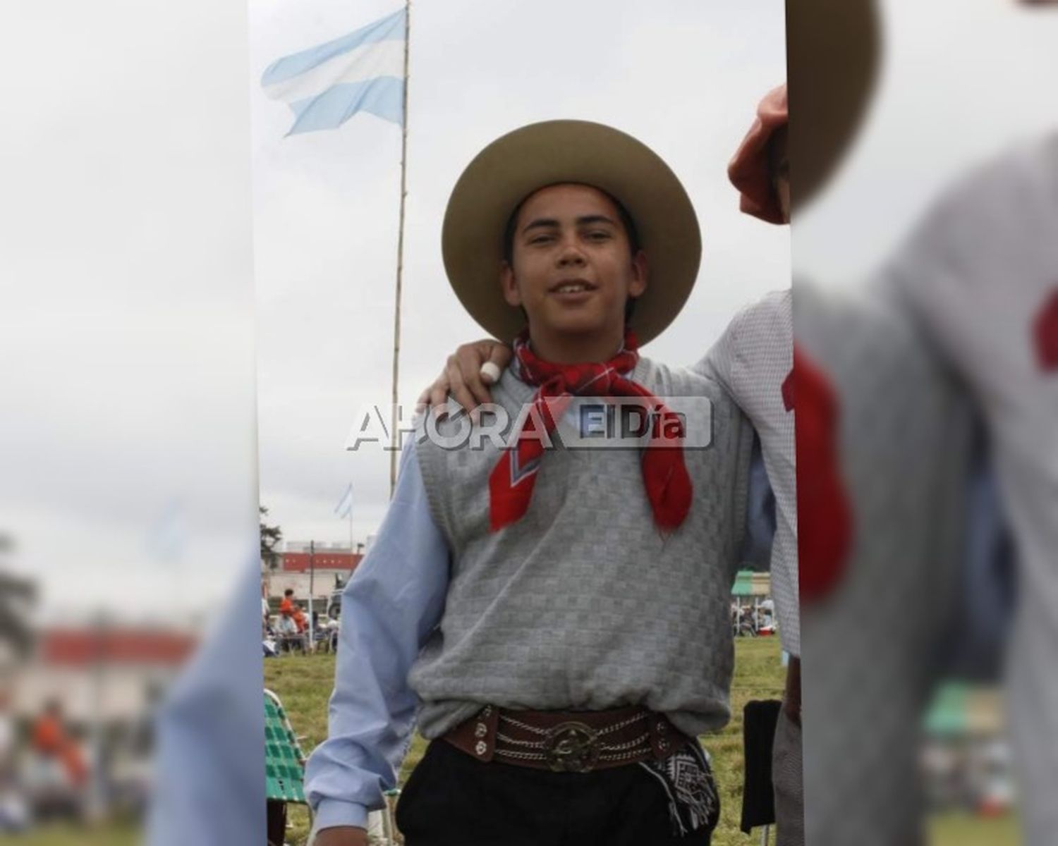 Su minuto de gloria en Canal 13, el accidente que casi le cuesta la vida y la desconocida que lo salvó: La increíble historia del gualeguaychuense que chocó en su moto