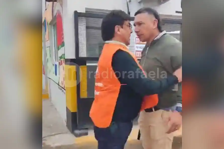 VIDEO | Violenta agresión a dirigentes de SEOM en un ámbito municipal