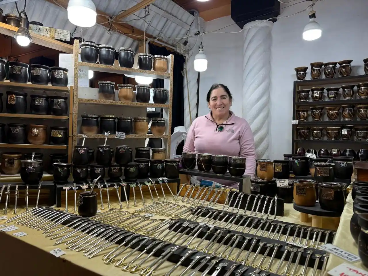 mercado artesanal dique 2025 22-07-25