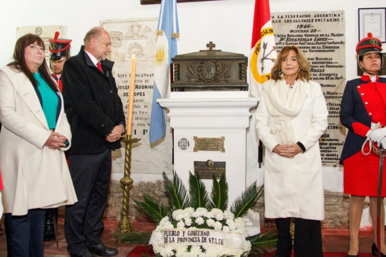 Perotti encabezó el acto por el 185° aniversario del fallecimiento del Brigadier López