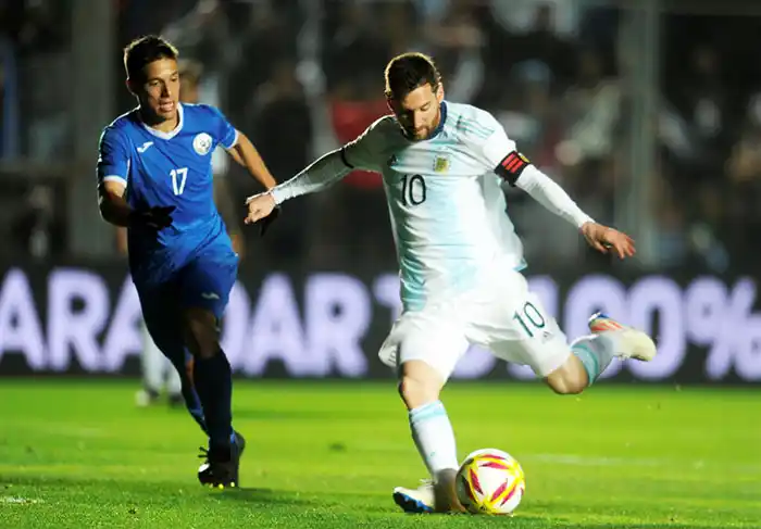 Argentina. Goleó en la despedida