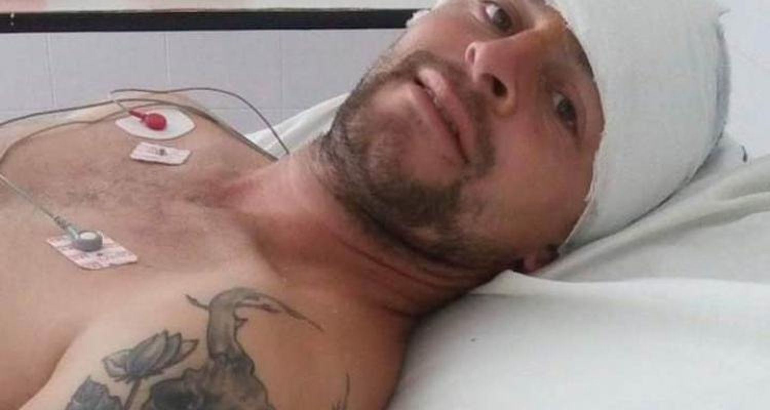El herido en el asentamiento se recupera en San Nicolás y sus allegados contaron cómo fue el episodio