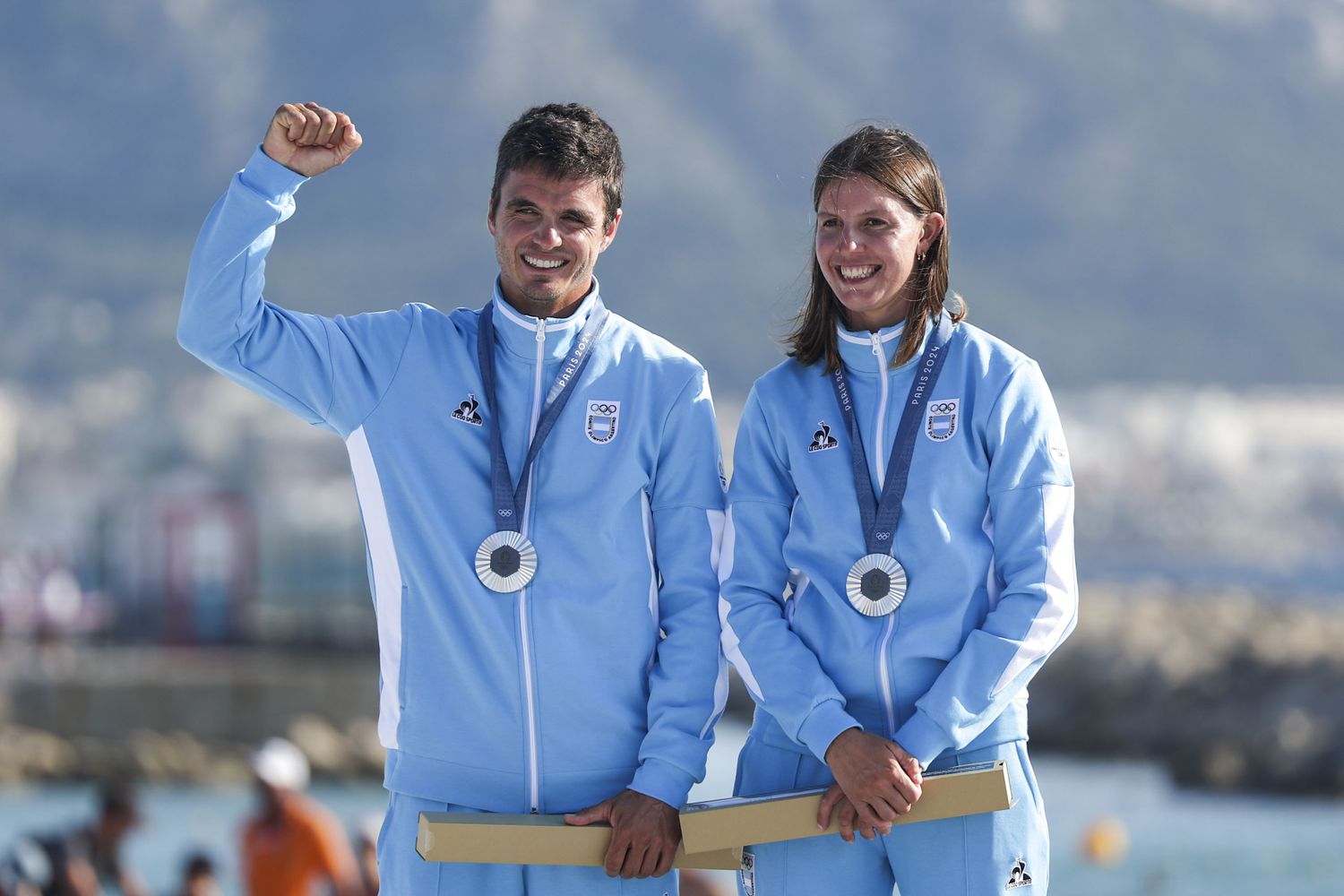 Majdalani y Bosco, con las medallas.