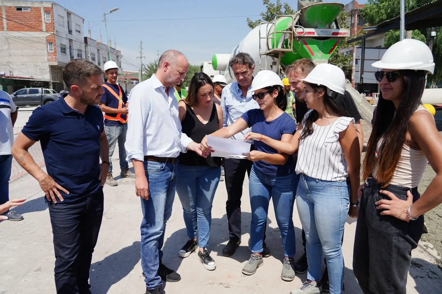 Lomas de Zamora: Insaurralde y Katopodis supervisaron obra de repavimentación
