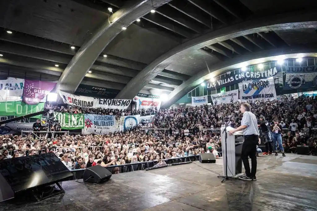 La Cámpora quiere un programa “para no tener dolores de cabeza”