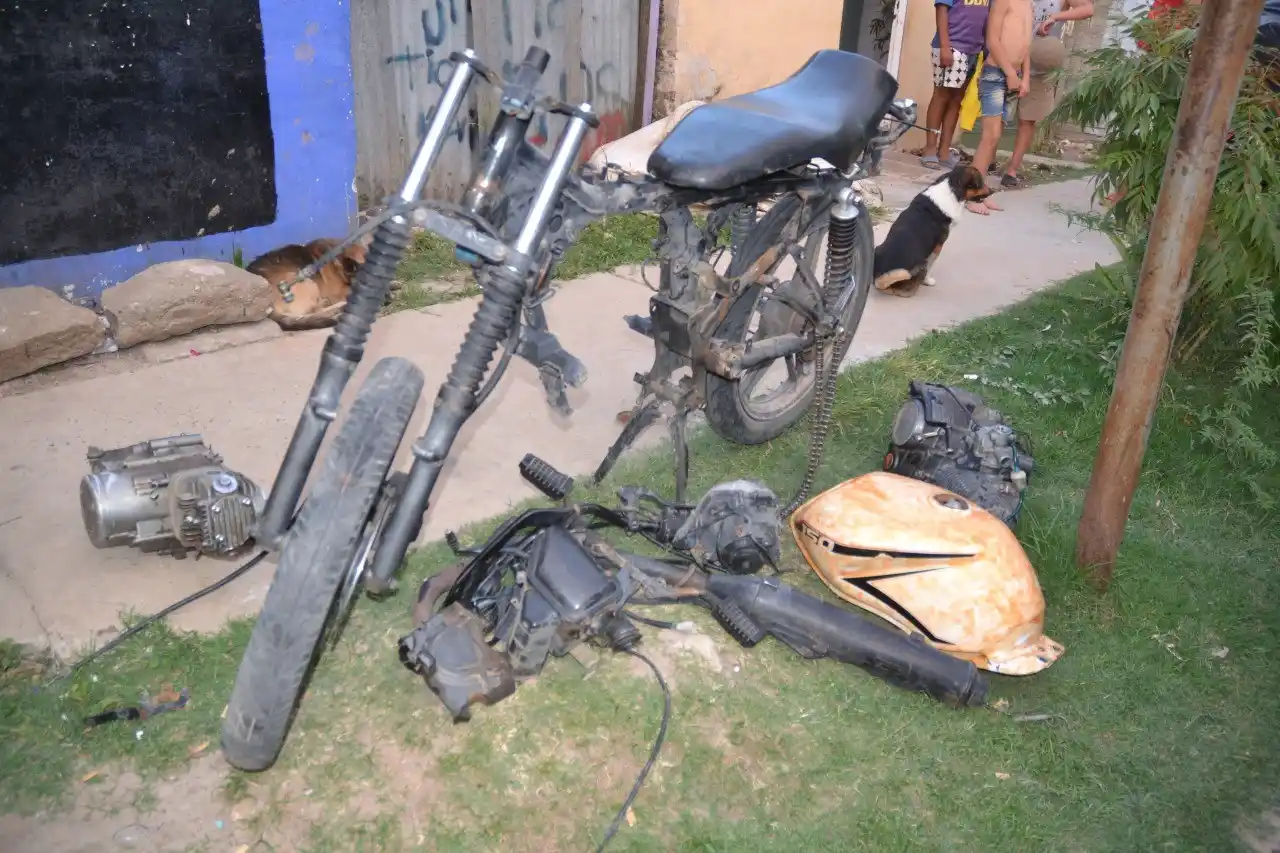 La policía recuperó una motocicleta denunciada como sustraída