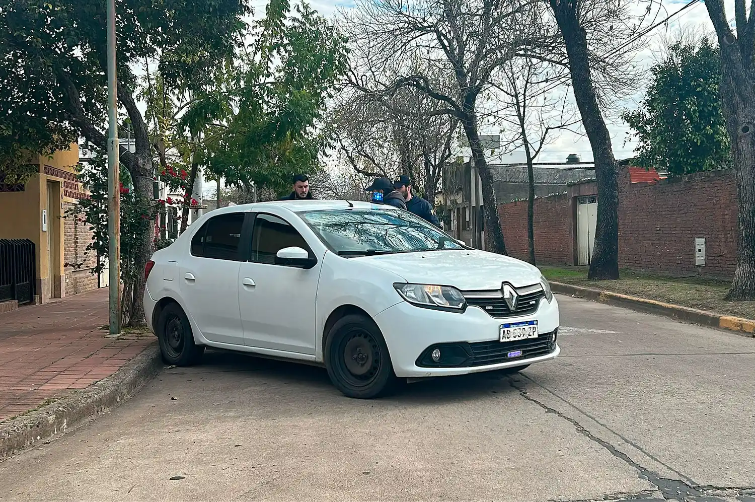 operativo policia federal argentina rafaela automovil toyota etios barrio fatima pfa - 2