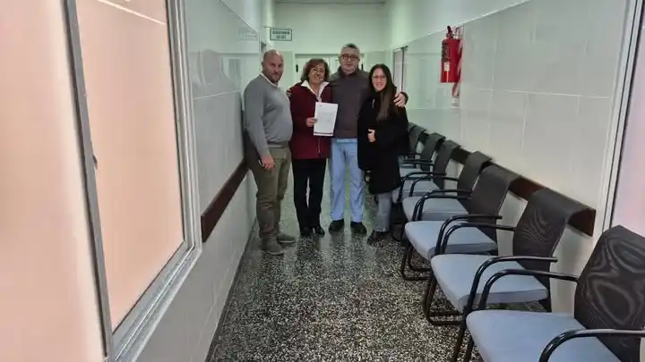 Sillas e indumentaria para el Hospital San Antonio gracias a donaciones