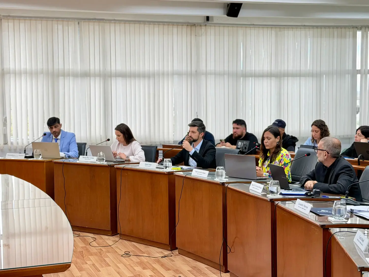 En medio de tensos cruces, el Concejo Municipal debatió cuatro proyectos en una nueva sesión ordinaria