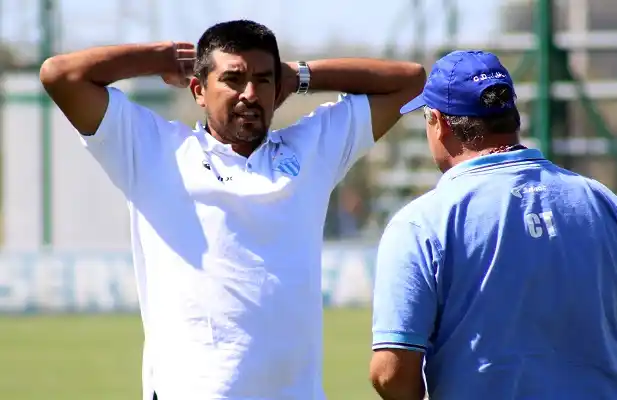 Juventud ganó todo en Montevideo y mañana juega en Gualeguaychú