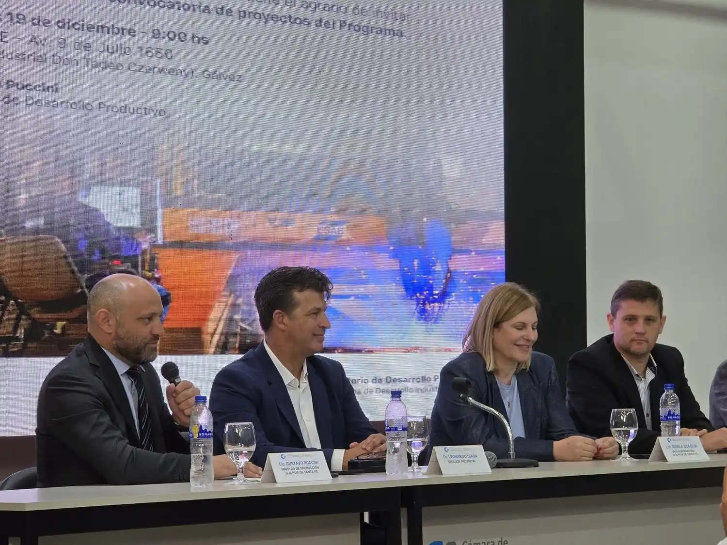 El ministro de Desarrollo Productivo presentando Tecnoindustria 4.0.