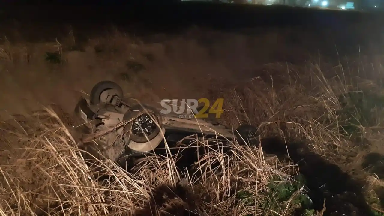 Vuelco en Villa Cañás con un herido de gravedad