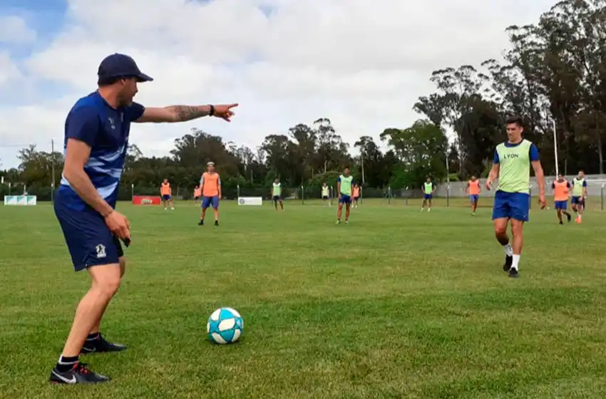 Las altas y bajas de Alvarado para el regreso de la Primera Nacional