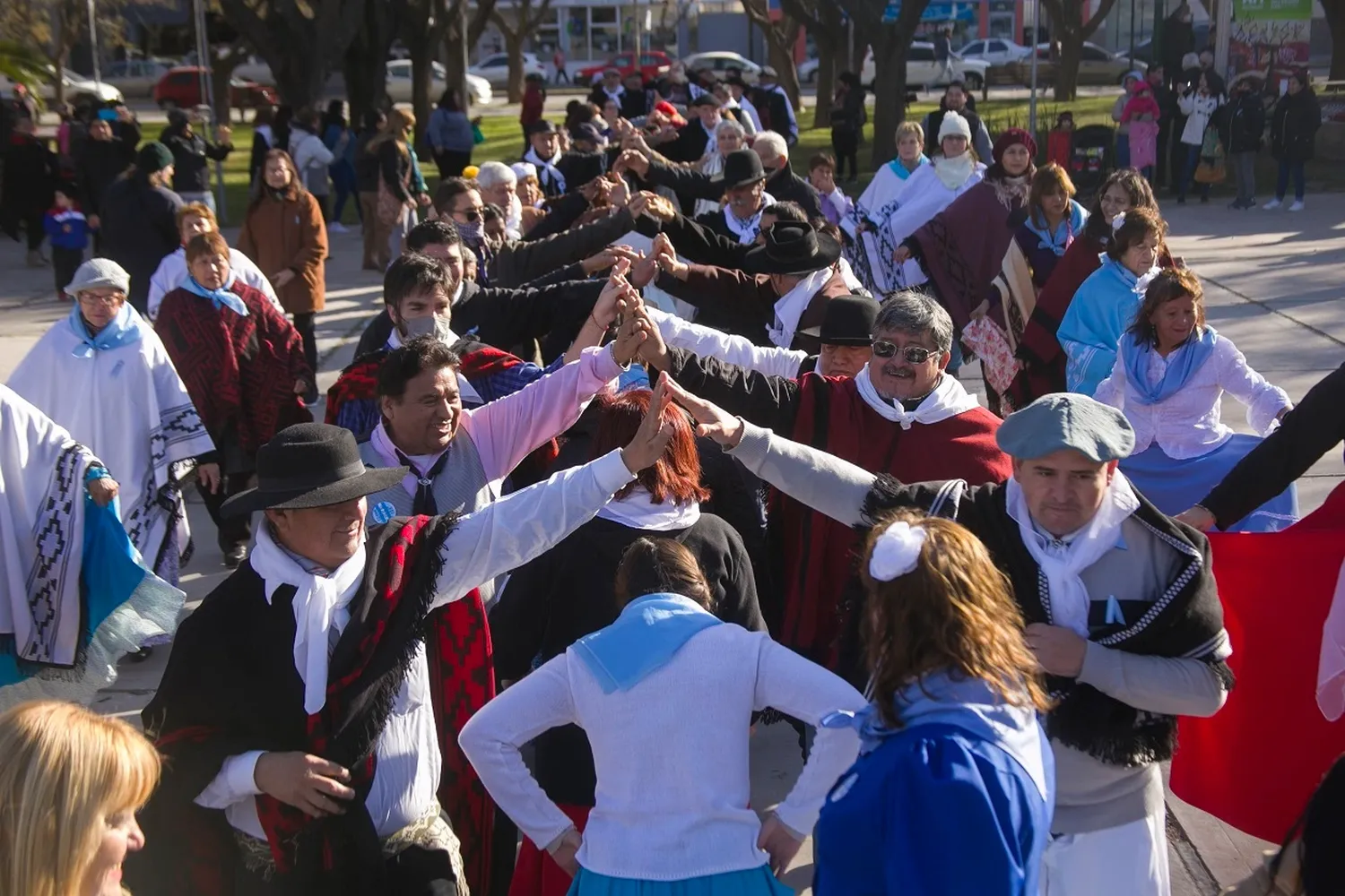 Clase abierta de Pericón Nacional en el “Venite al Parque” del próximo domingo 