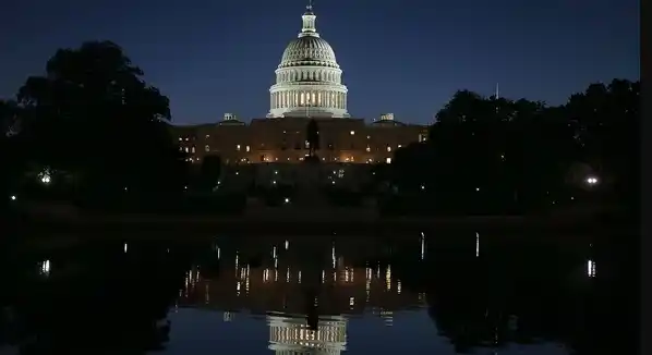 Estados Unidos: ordenaron evacuar el capitolio por una falsa amenaza aérea