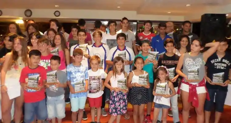 Pescadores reconoció a sus deportistas destacados
