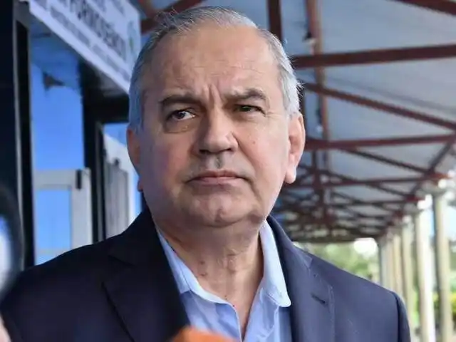 “Paoltroni miente deliberadamente respecto
a supuestas muertes ocultas por tuberculosis”