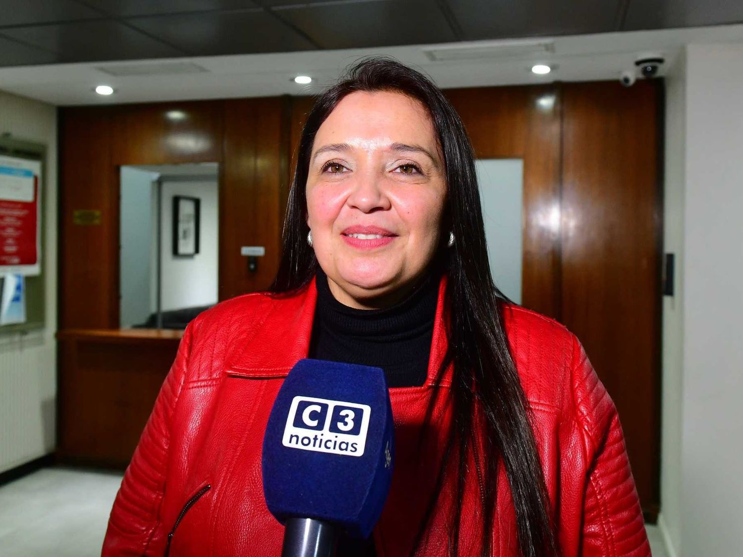 El gobernador recibió a intendentes y
presidentes de comisiones de fomento