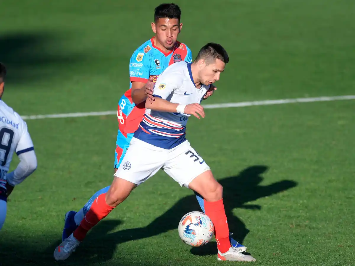 El “Ciclón” debutó con un empate