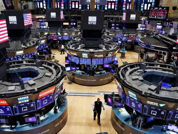Fuerte suba de acciones argentinas en Wall Street tras la victoria de LLA