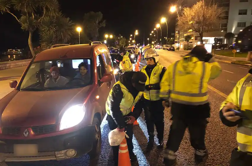 Secuestraron 6 vehículos en controles de alcoholemia