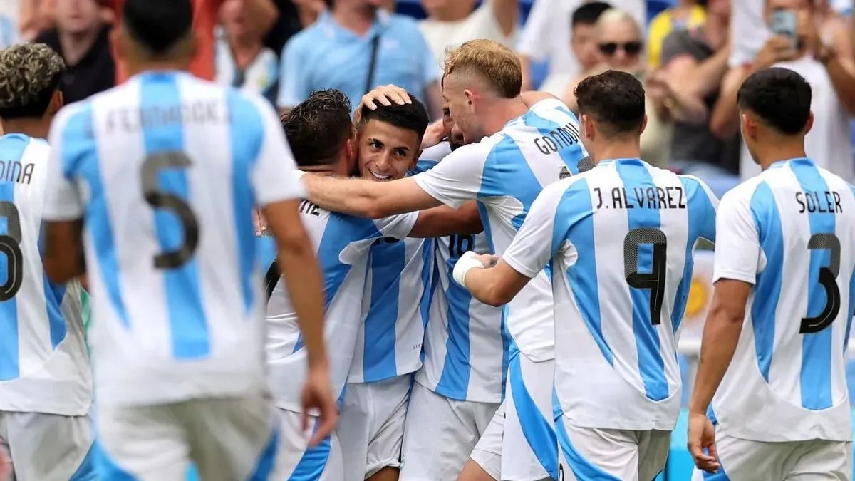 Thiago Almada ya sabe lo que es convertir goles en un Juego Olímpico; la Argentina lo necesita ante Francia