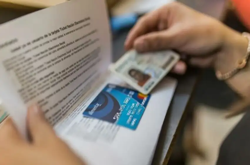 Planes sociales: se darán de baja 900.000 y se los reemplazará por capacitaciones