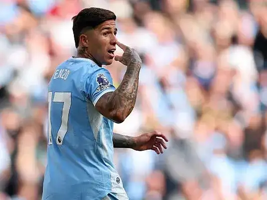 Enzo Fernández debutó en el triunfo del Manchester City