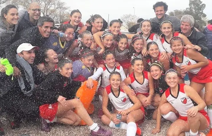 Lograron la clasificación al  Argentino de hockey Sub-14