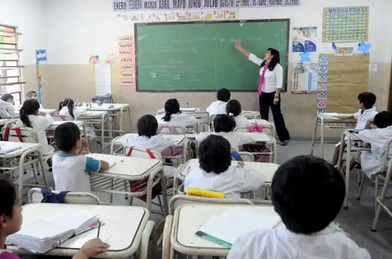 El lunes, tras las PASO, habrá clases en todas las escuelas bonaerenses