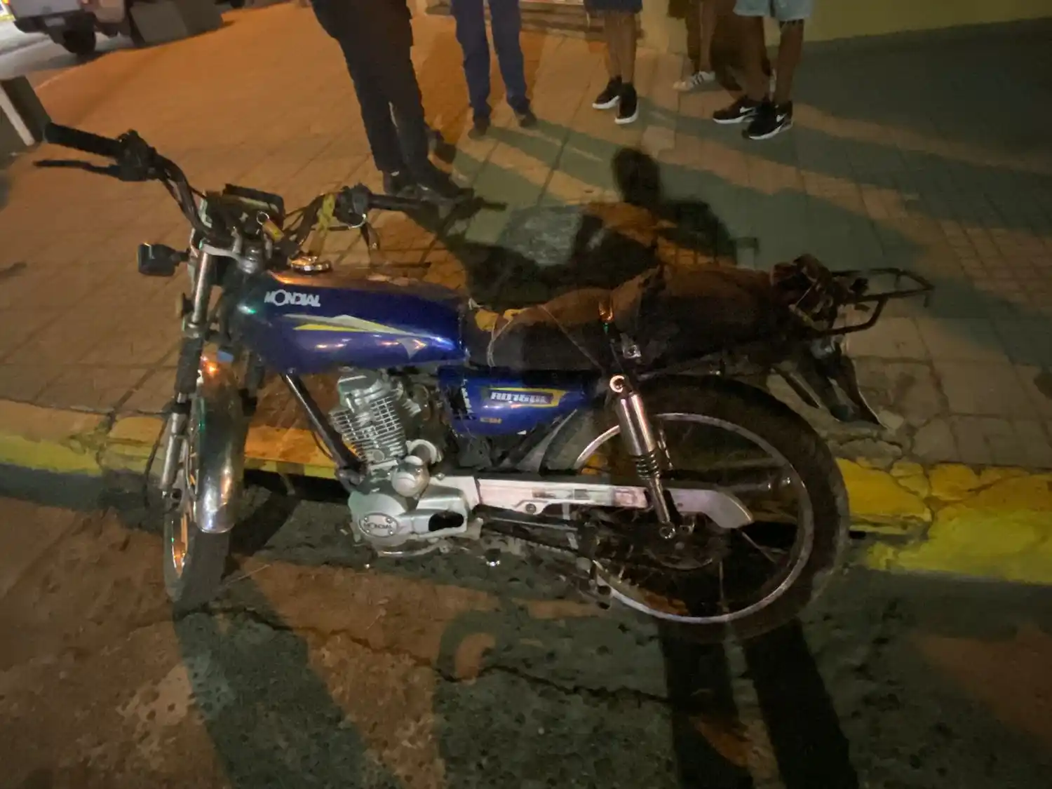 Policía identificó el rodado en el que circulaban en la zona de Pellegrini y 3 de Febrero.