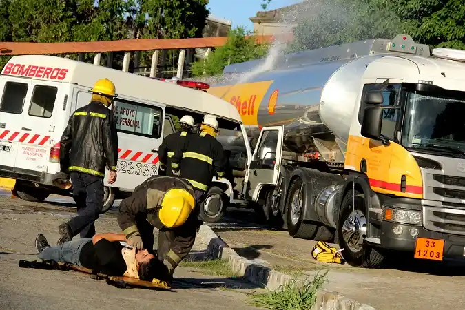 Realizan simulacro para casos de siniestros con materiales peligrosos
