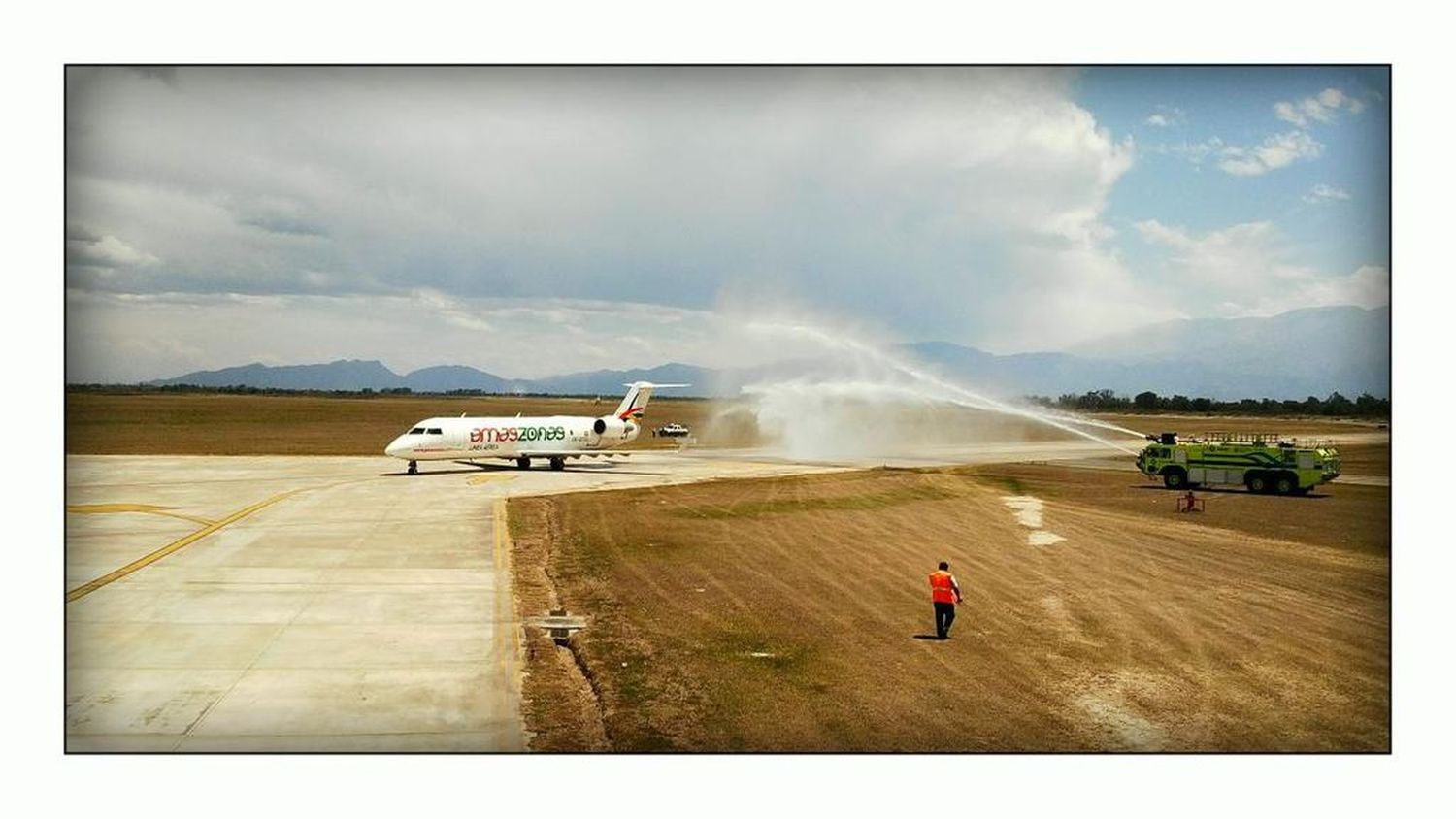 Amaszonas realizó el primer vuelo oficial a Salta