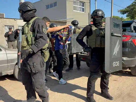 Detuvieron en ciudad de Santa Fe a un hombre acusado por una estafa millonaria contra una perfumería de Rosario